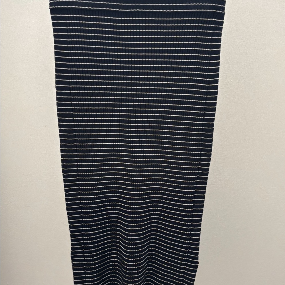 Club Monaco Navy Ribbed Midi Pencil Skirt